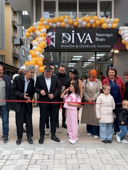 Afyonkarahisar'da Yeni Kuaför Salonu Açıldı