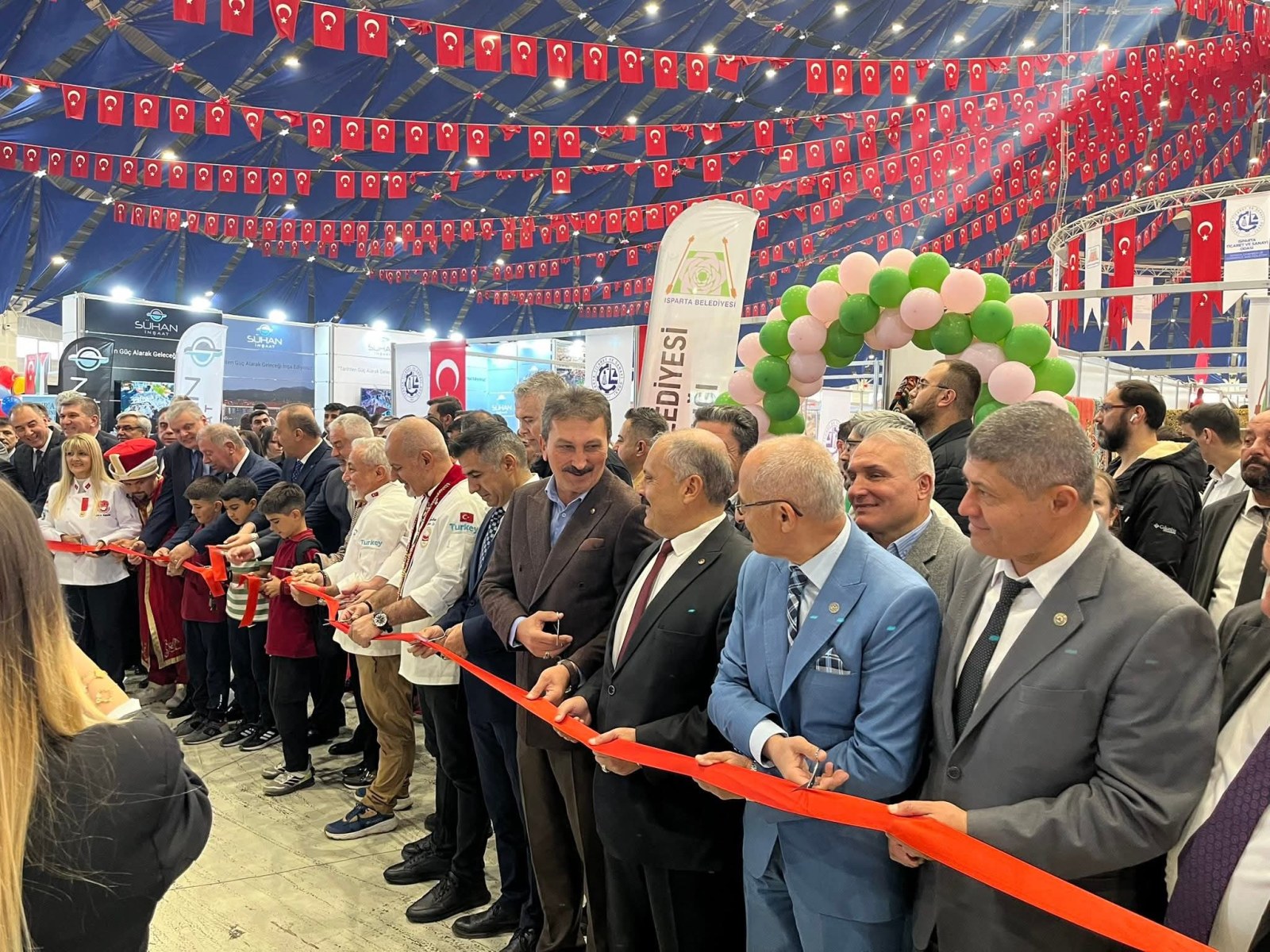 Dinar Ticaret ve Sanayi Odası, Isparta 3. Turizm ve Gastronomi Fuarı’nda Yerini Aldı